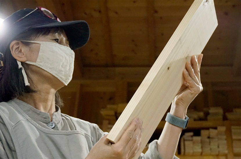 目利きの職人が木々を目利き