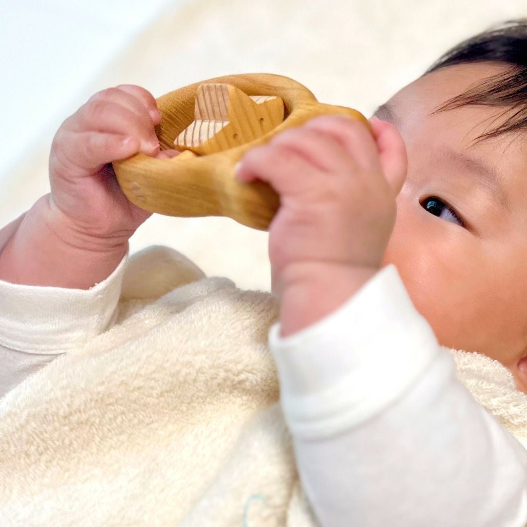 赤ちゃんの宝石箱 | 出産祝いに木のおもちゃ