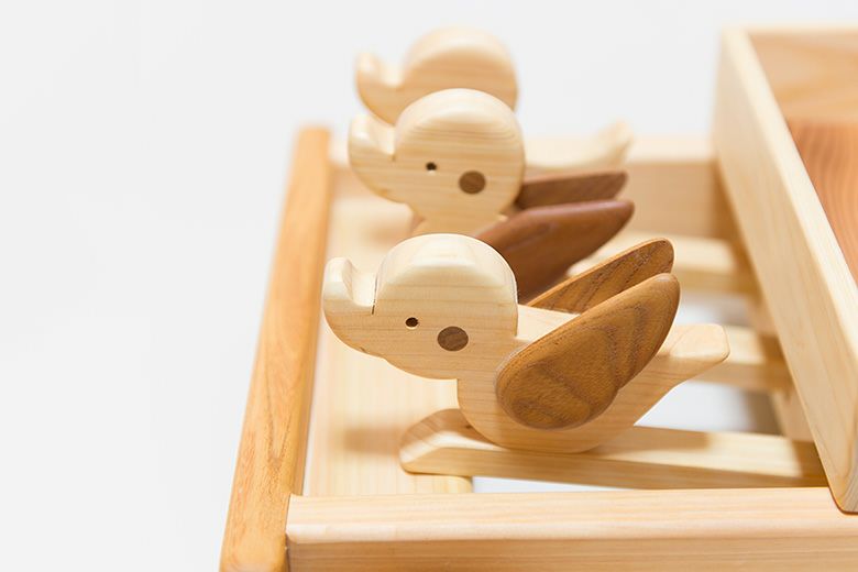 ハイヨーもくば＋ピヨピヨておしぐるまセット 出産祝いに木のおもちゃ