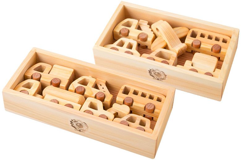 はたらく自動車＋飛行場セット 出産祝いに木のおもちゃ